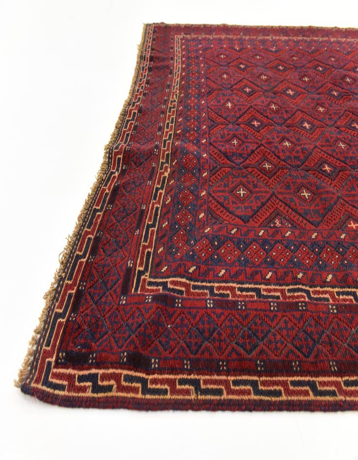 Detail image of  4' 8 x 6' 4  Hand Knotted Sumak Wool Rug