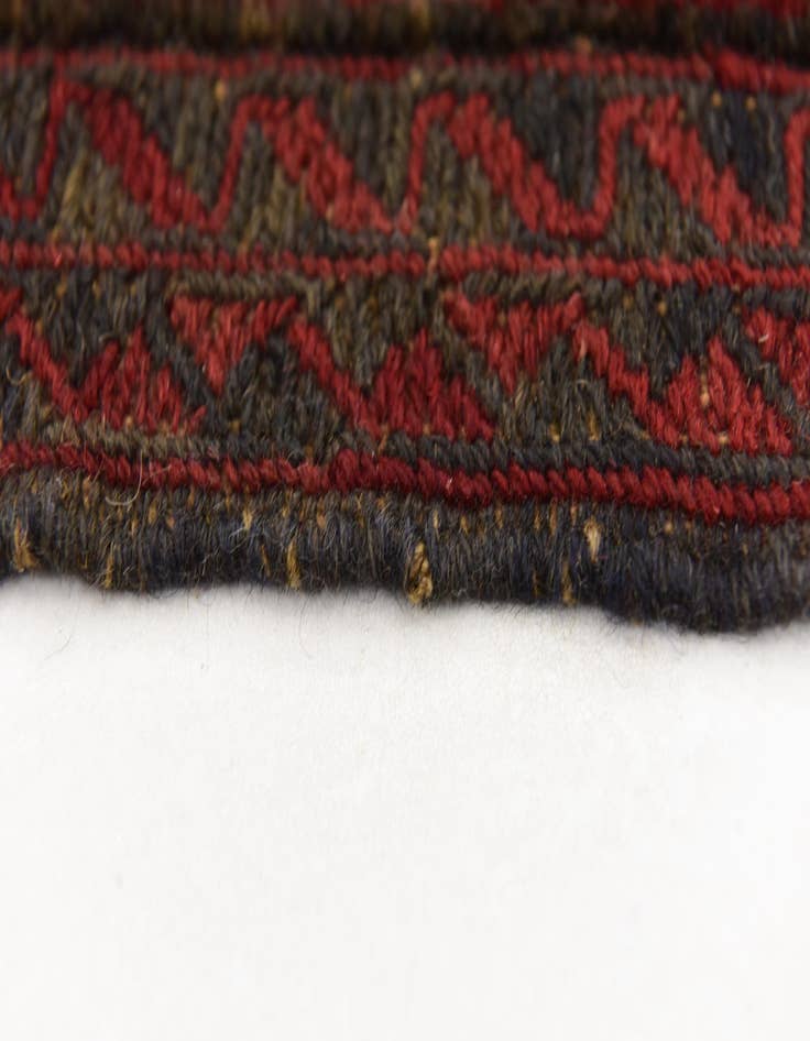 Detail image of  5' x 6'  Hand Knotted Sumak Wool Rug