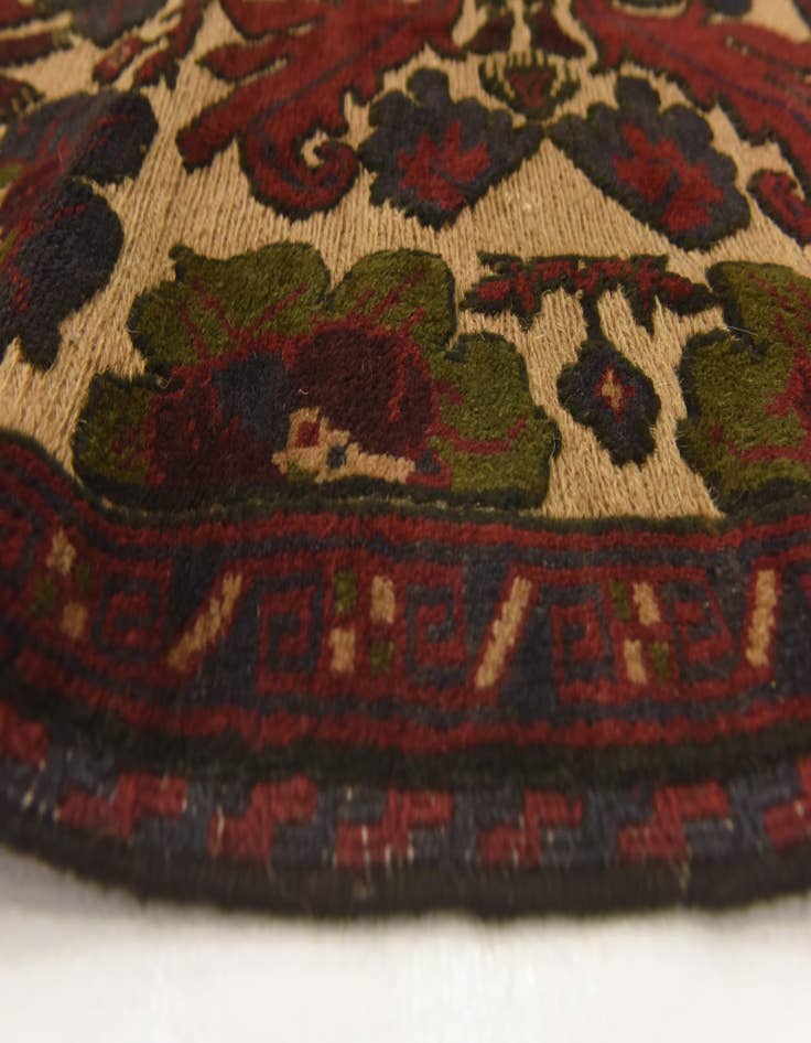 Detail image of  6' 7 x 9' 4  Hand Knotted Sumak Wool Rug