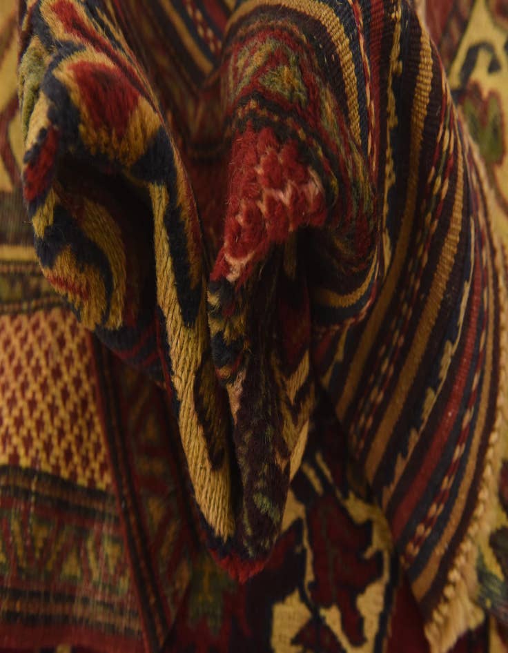 Detail image of  3' 11 x 6'  Hand Knotted Sumak Wool Rug