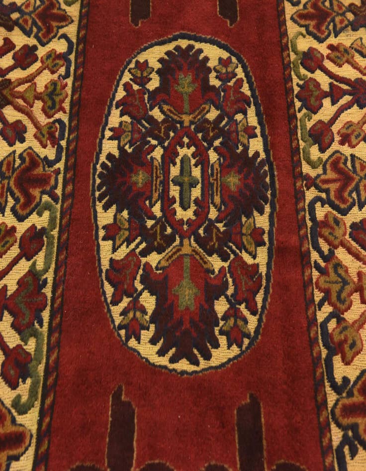 Detail image of  3' 11 x 6'  Hand Knotted Sumak Wool Rug