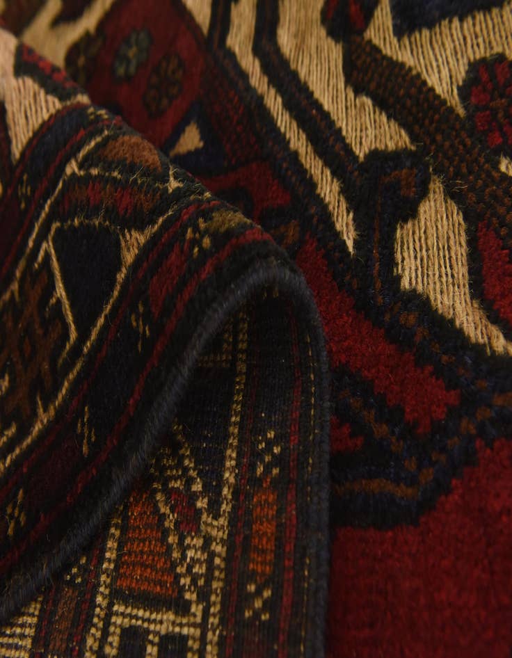 Detail image of  3' x 4' 4  Hand Knotted Sumak Wool Rug