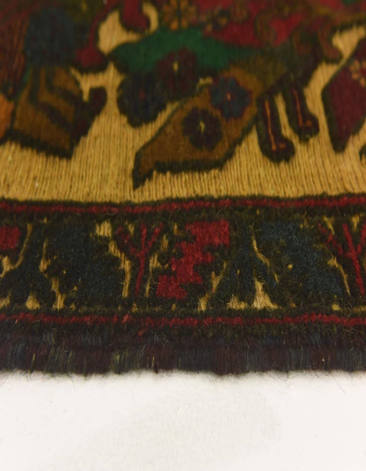 Detail image of  3' x 4' 10  Hand Knotted Sumak Wool Rug