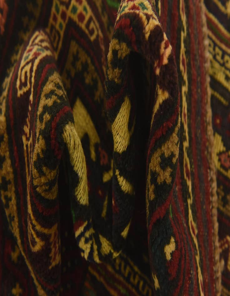 Detail image of  3' x 4' 5  Hand Knotted Sumak Wool Rug