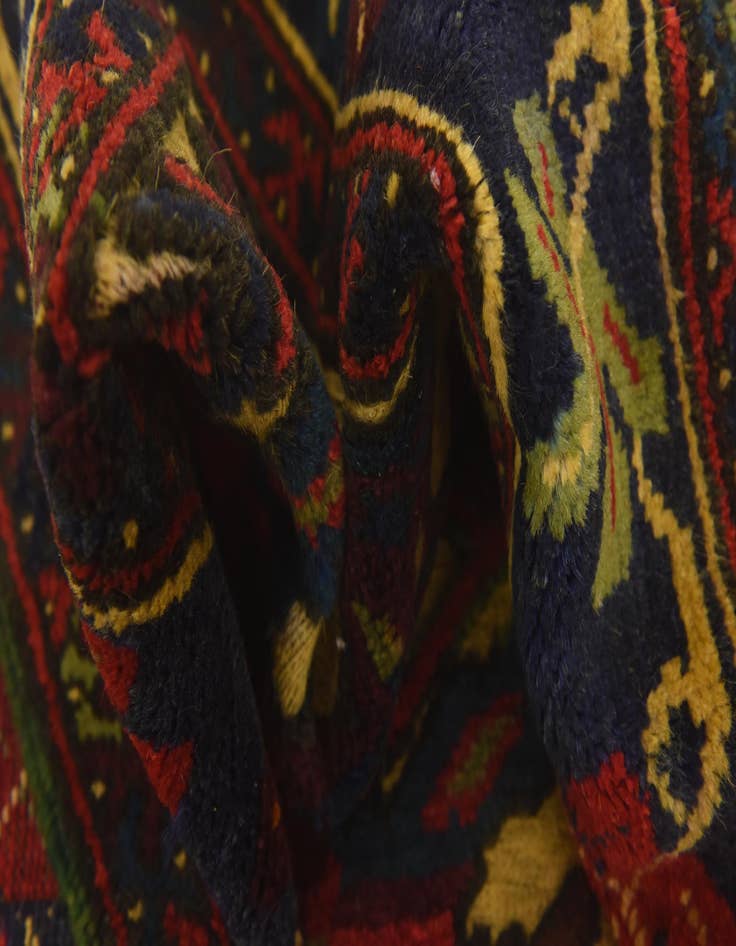 Detail image of  2' 9 x 5'  Hand Knotted Sumak Wool Rug