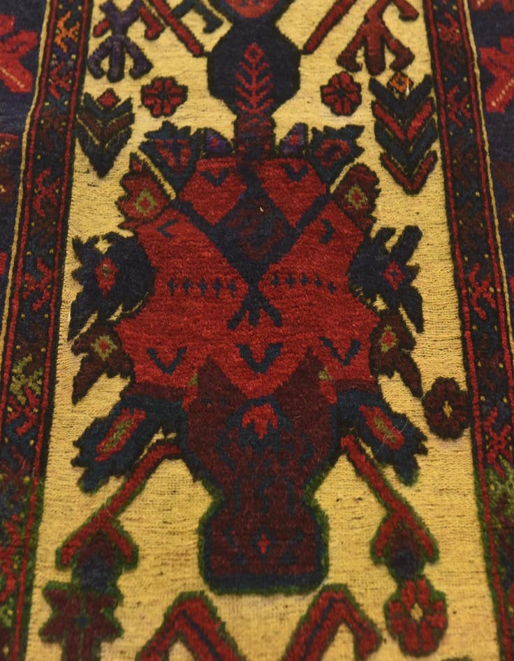 Detail image of  2' 9 x 5'  Hand Knotted Sumak Wool Rug