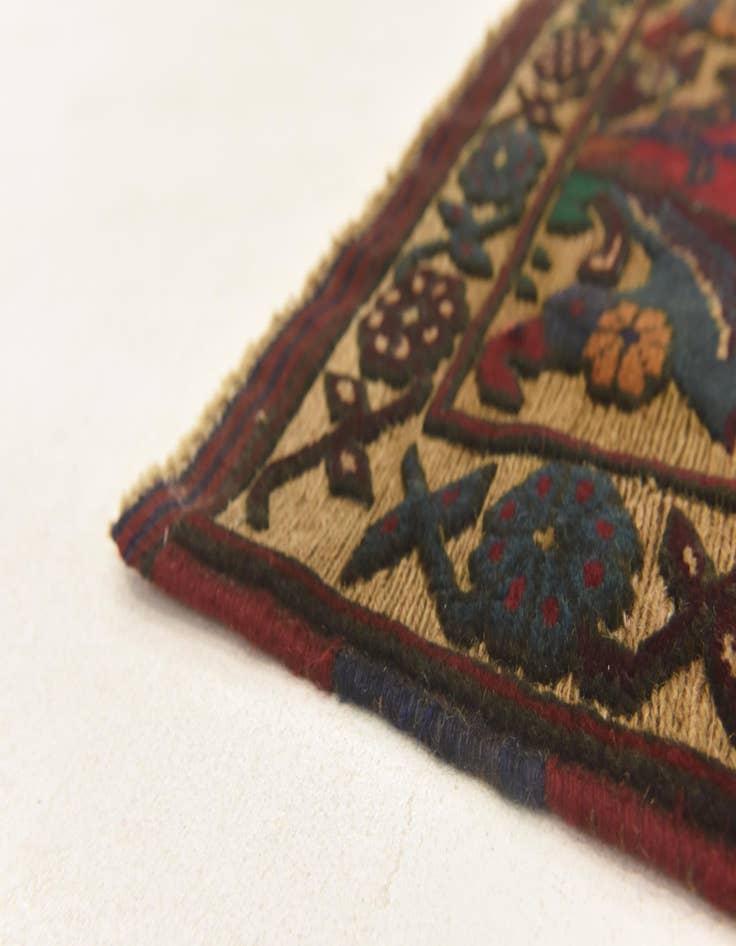 Detail image of  3' x 4' 8  Hand Knotted Sumak Wool Rug