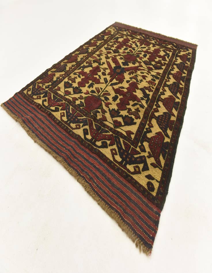 Detail image of  4' 4 x 6' 1  Hand Knotted Sumak Wool Rug