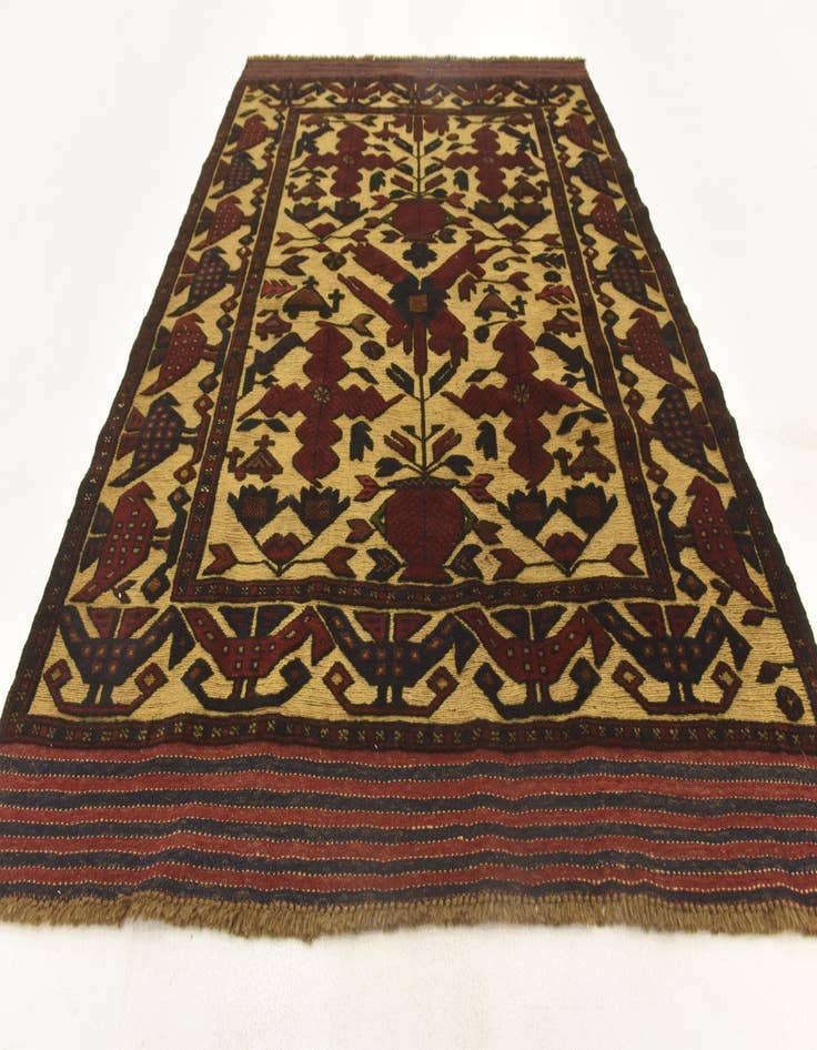 Detail image of  4' 4 x 6' 1  Hand Knotted Sumak Wool Rug