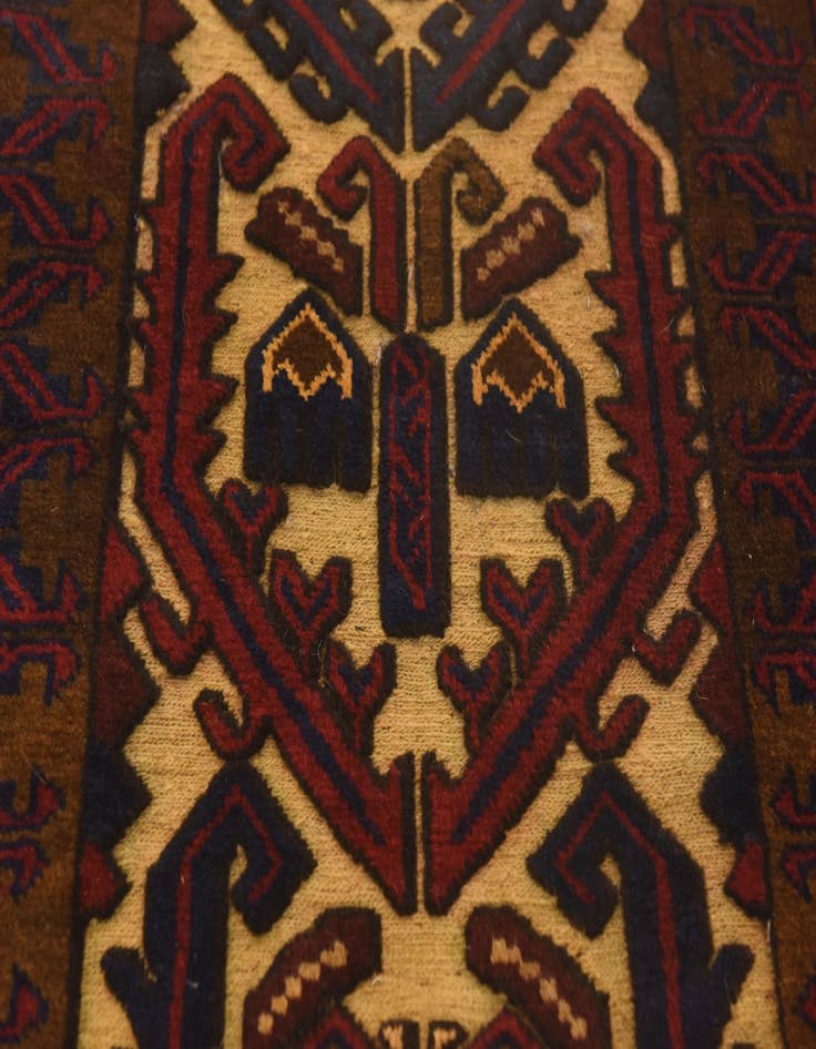 Detail image of  2' 8 x 4' 8  Hand Knotted Sumak Wool Rug