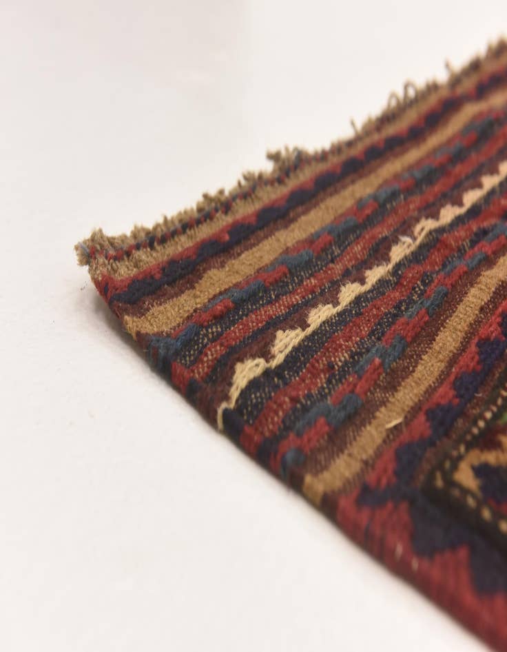 Detail image of  4' 1 x 6' 3  Hand Knotted Sumak Wool Rug