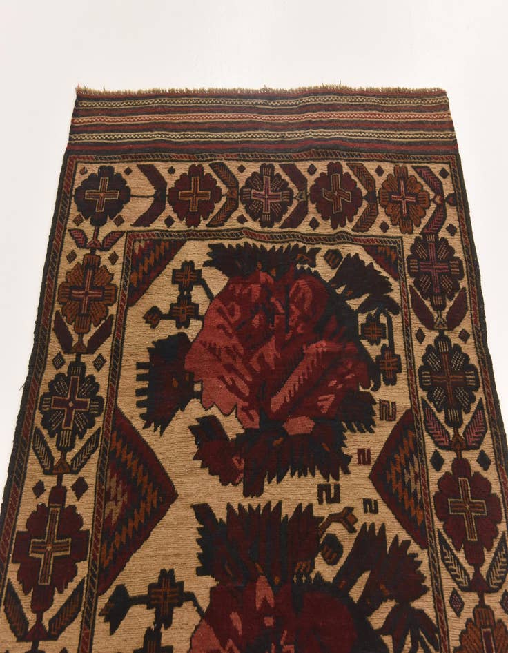 Detail image of  3' 11 x 6' 3  Hand Knotted Sumak Wool Rug