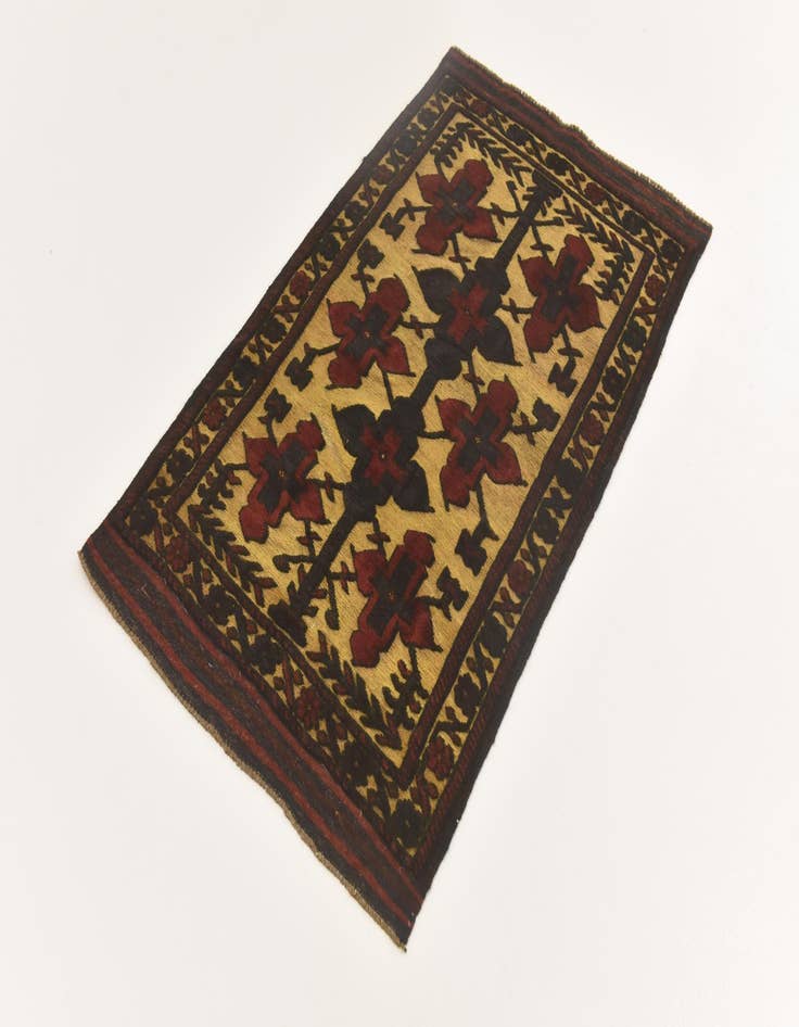 Detail image of  2' 10 x 4' 6  Hand Knotted Sumak Wool Rug