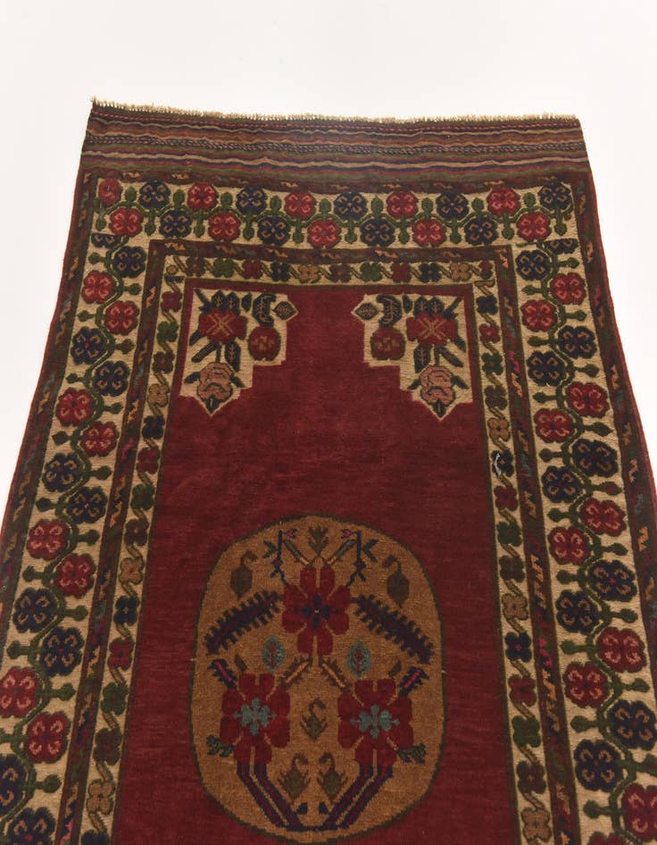 Detail image of  4' 4 x 5' 10  Hand Knotted Sumak Wool Rug