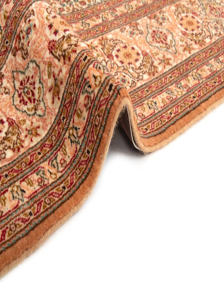 Detail image of  5' x 6' 11 Tabriz Mahi Rug