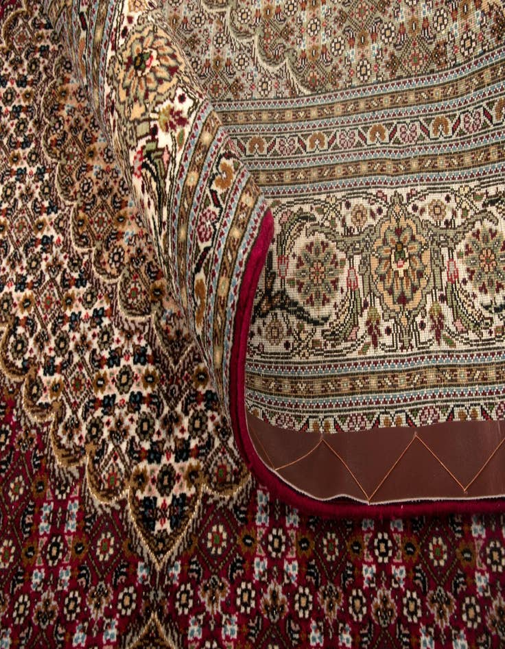 Detail image of  4' 10 x 6' Tabriz Mahi Rug