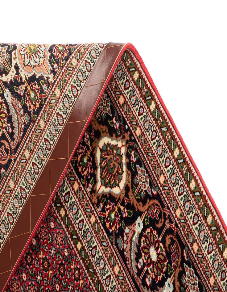 Detail image of  6' 7 x 9' 6 Tabriz Mahi Rug