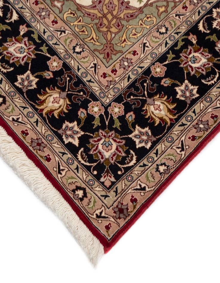 Detail image of  6' 8 x 10' Tabriz Rug