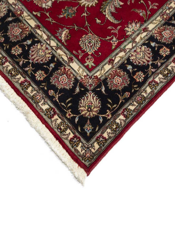 Detail image of  4' 11 x 6' 8 Tabriz Rug