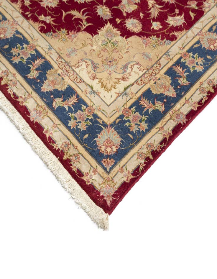 Detail image of  5' 2 x 6' 7 Tabriz Rug