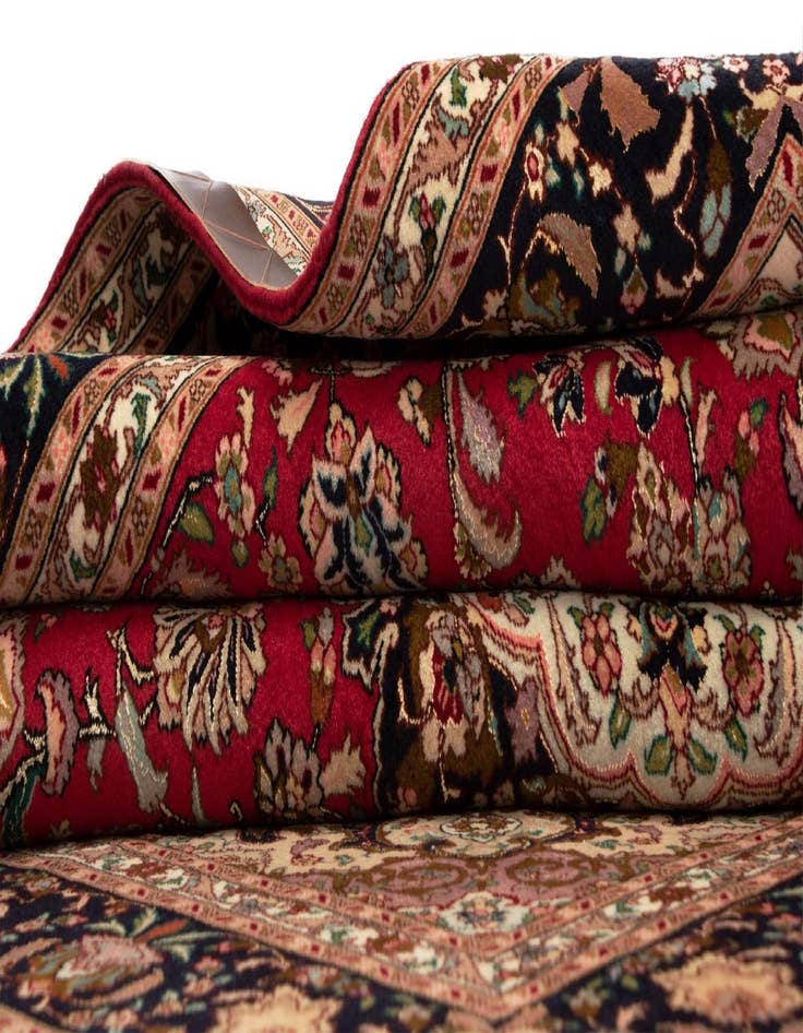 Detail image of  5' 2 x 6' 4 Tabriz Rug