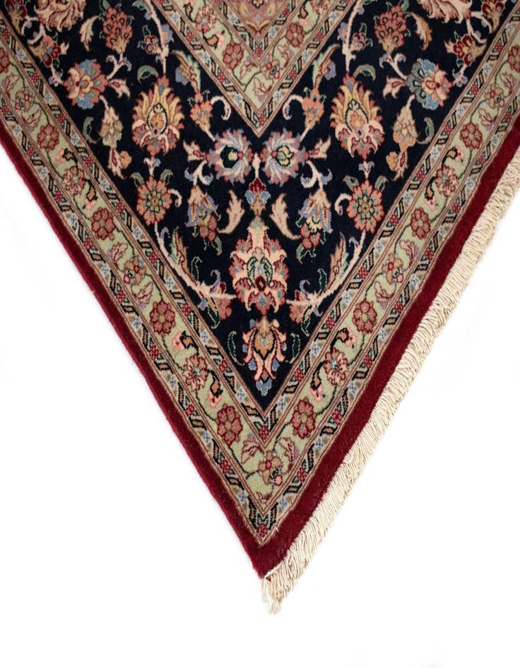 Detail image of  6' 6 x 9' 9 Tabriz Rug