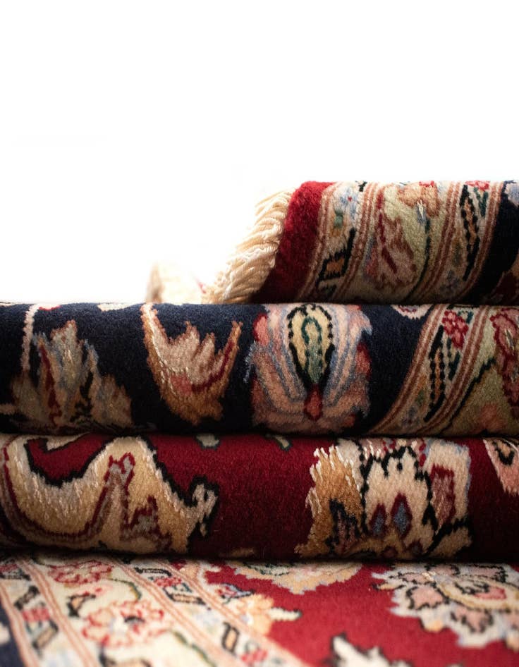 Detail image of  6' 6 x 9' 9 Tabriz Rug