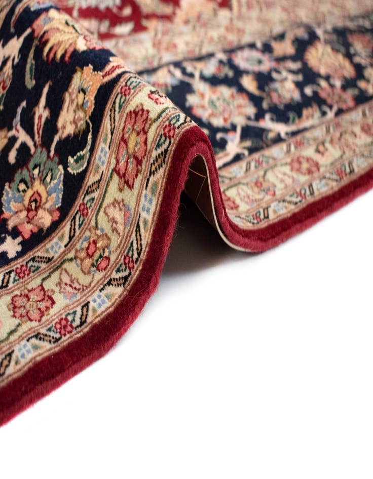 Detail image of  6' 6 x 9' 9 Tabriz Rug