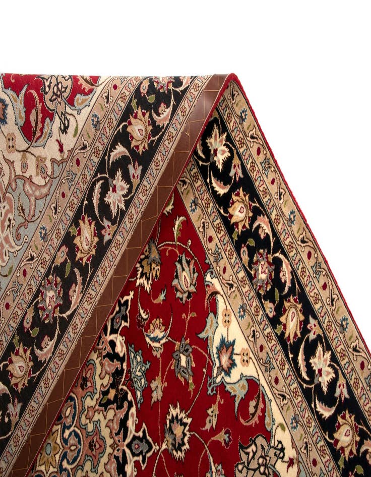 Detail image of  5' x 6' 10 Tabriz Rug