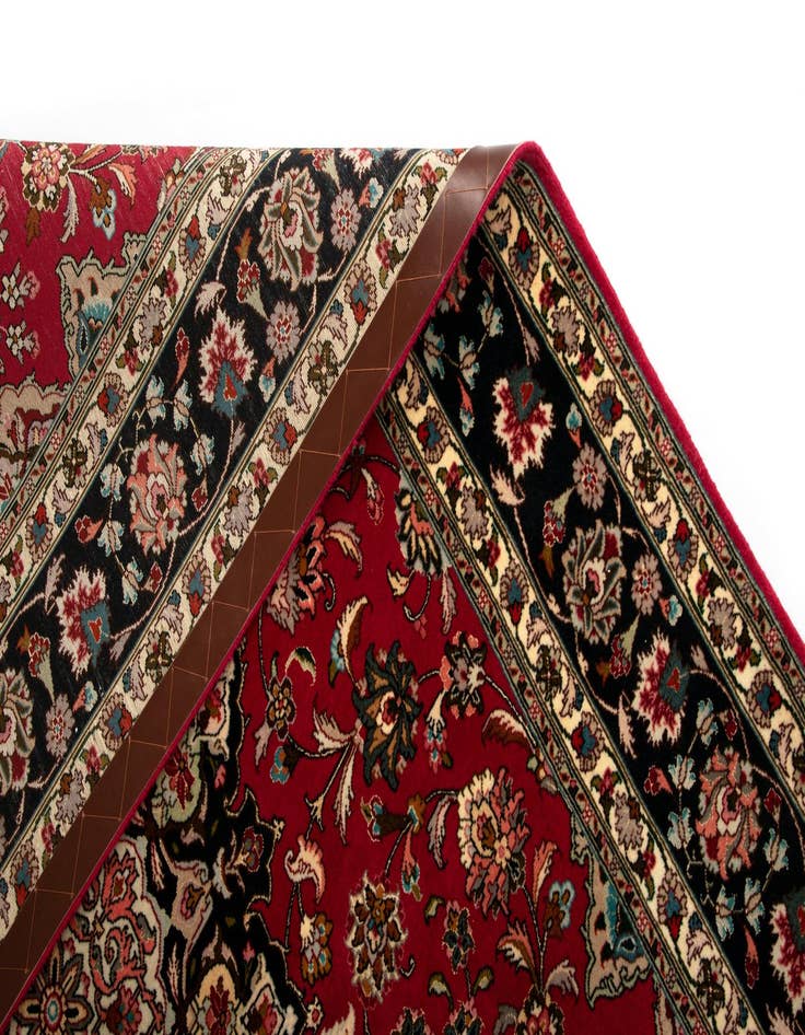 Detail image of  5' 1 x 6' 9 Tabriz Rug