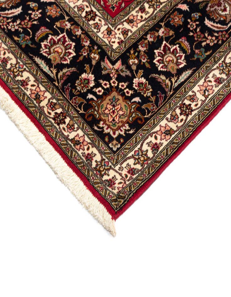 Detail image of  8' x 9' 3 Tabriz Rug