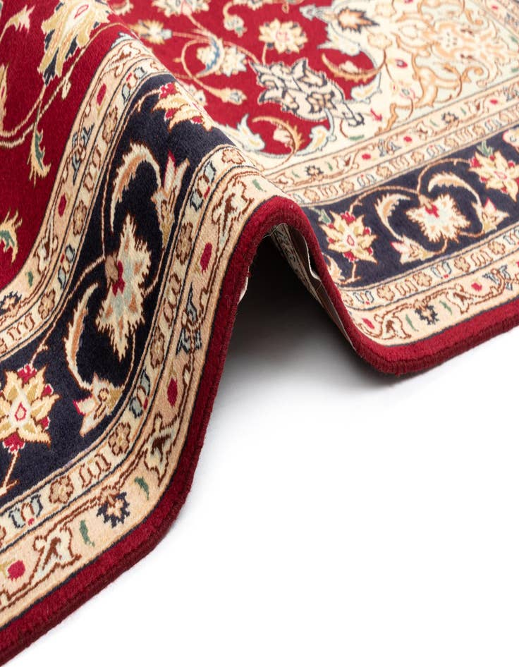 Detail image of  5' 1 x 6' 9 Tabriz Rug