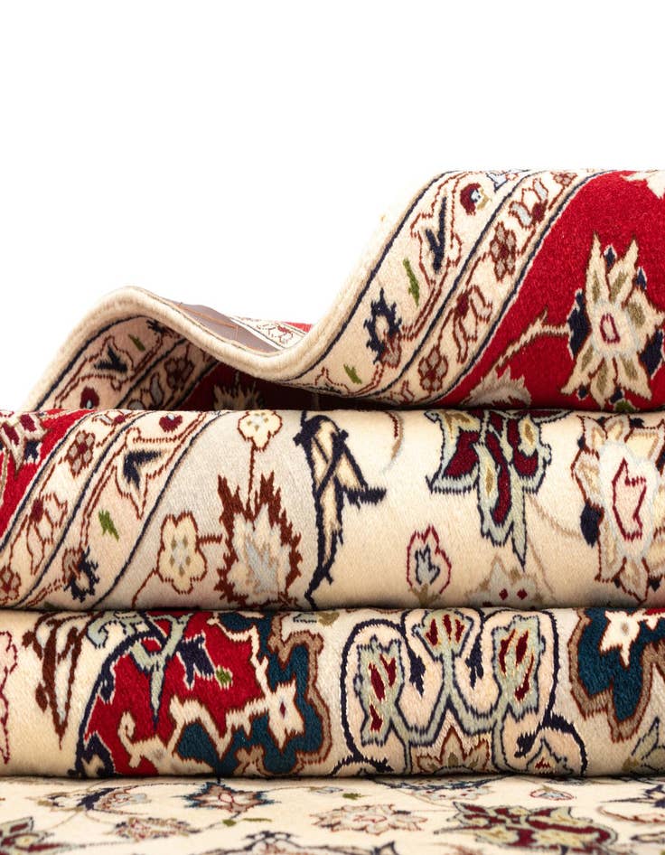 Detail image of  5' 1 x 6' 10 Tabriz Rug