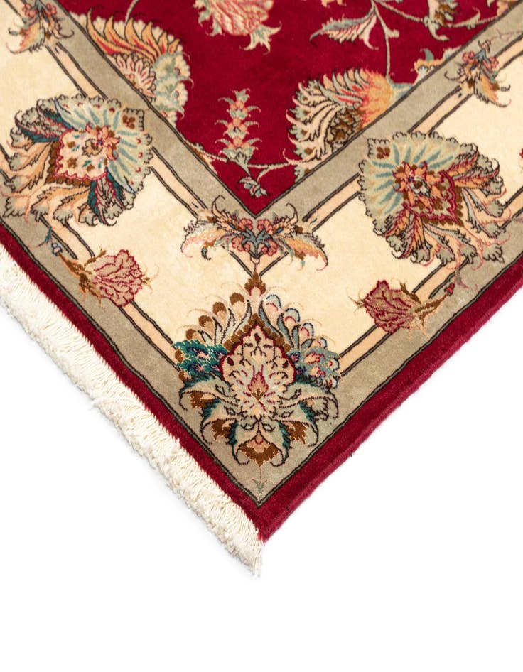 Detail image of  5' 2 x 6' 8 Tabriz Rug