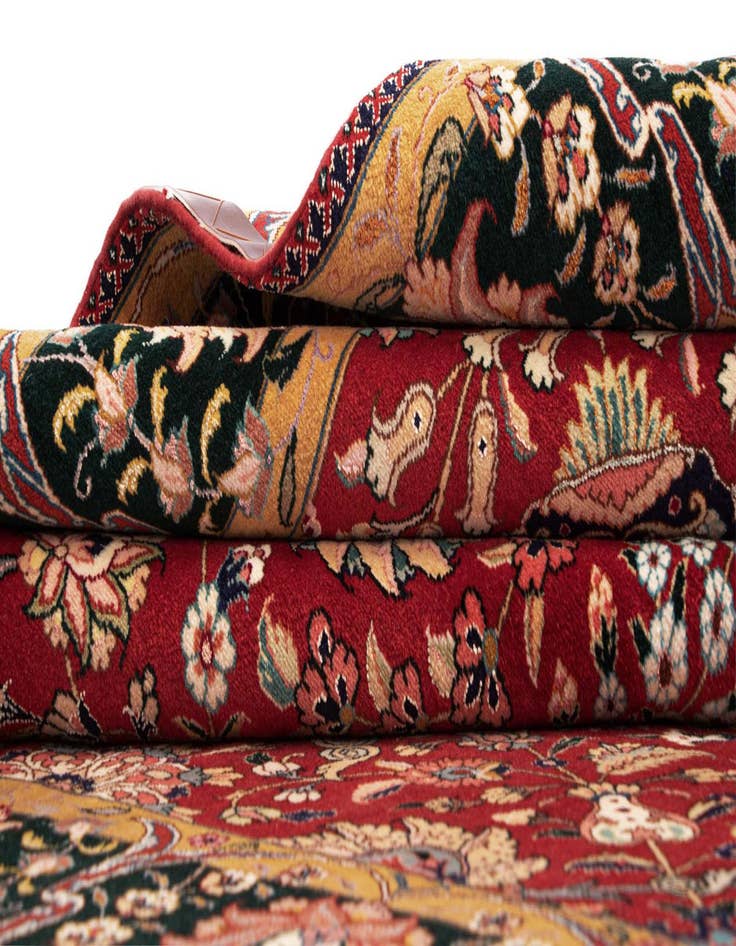 Detail image of  4' 10 x 6' 11 Tabriz Rug