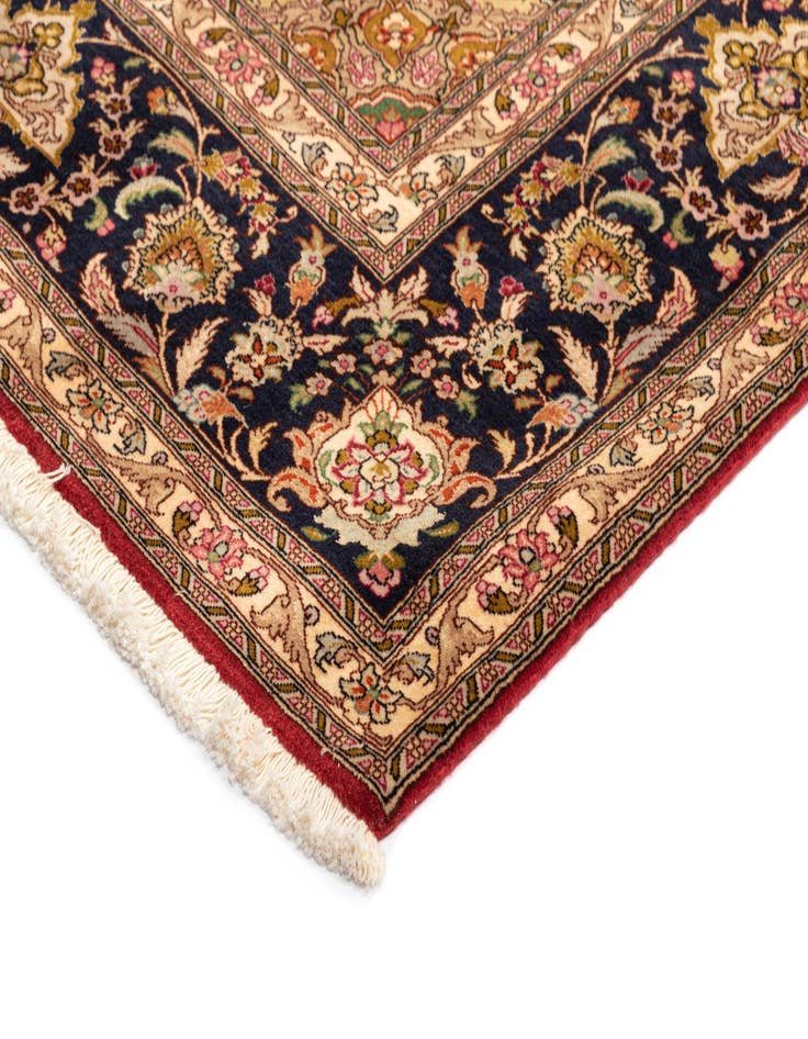 Detail image of  6' 9 x 8' 6 Tabriz Rug