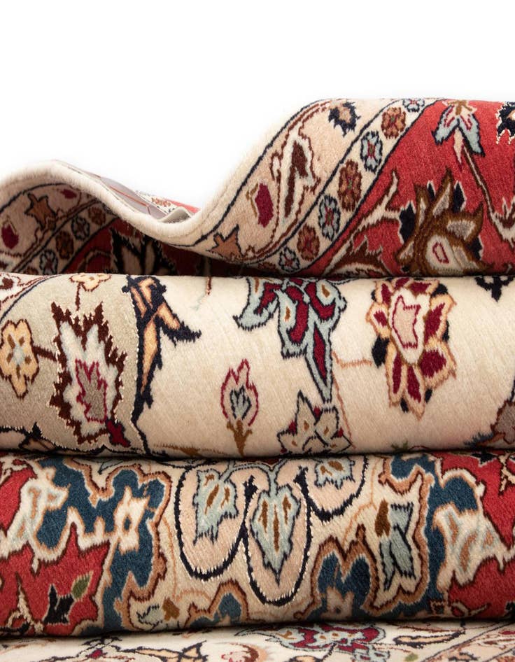 Detail image of  4' 11 x 6' 9 Tabriz Rug