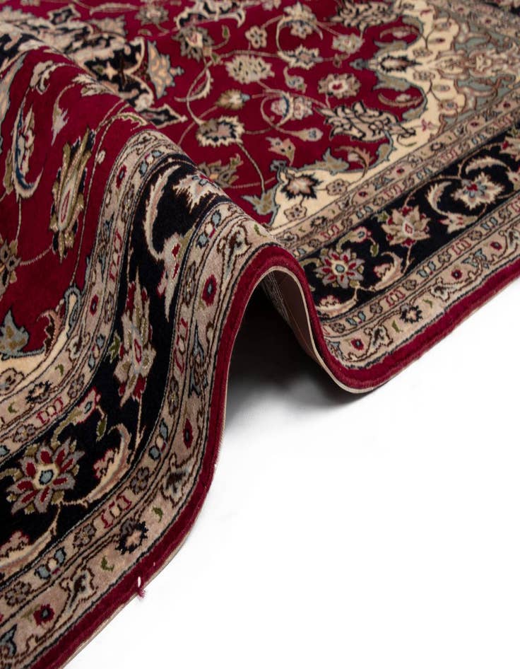 Detail image of  4' 9 x 6' 8 Tabriz Rug