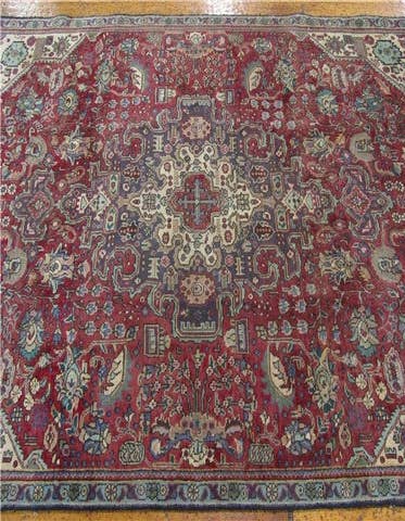 Detail image of  4' 8 x 8' 4  Hand Knotted Tabriz Persian Wool Rug