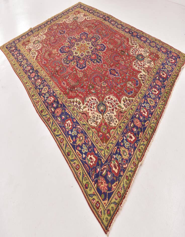 Detail image of  9' 7 x 12' 10  Hand Knotted Tabriz Persian Wool Rug