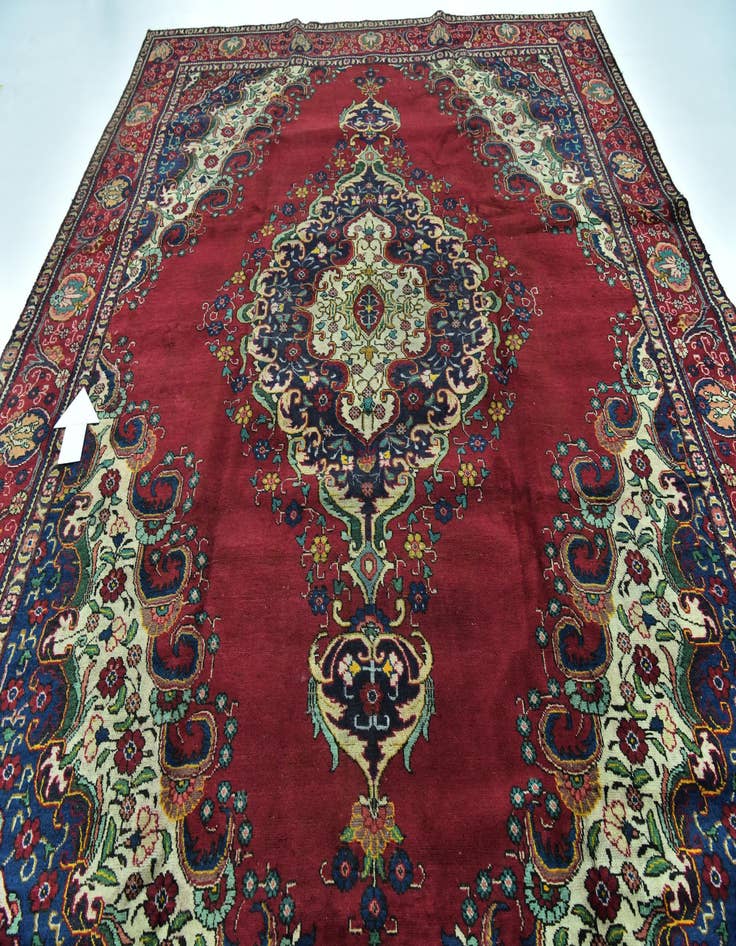 Detail image of  9' 7 x 12' 6  Hand Knotted Tabriz Persian Wool Rug