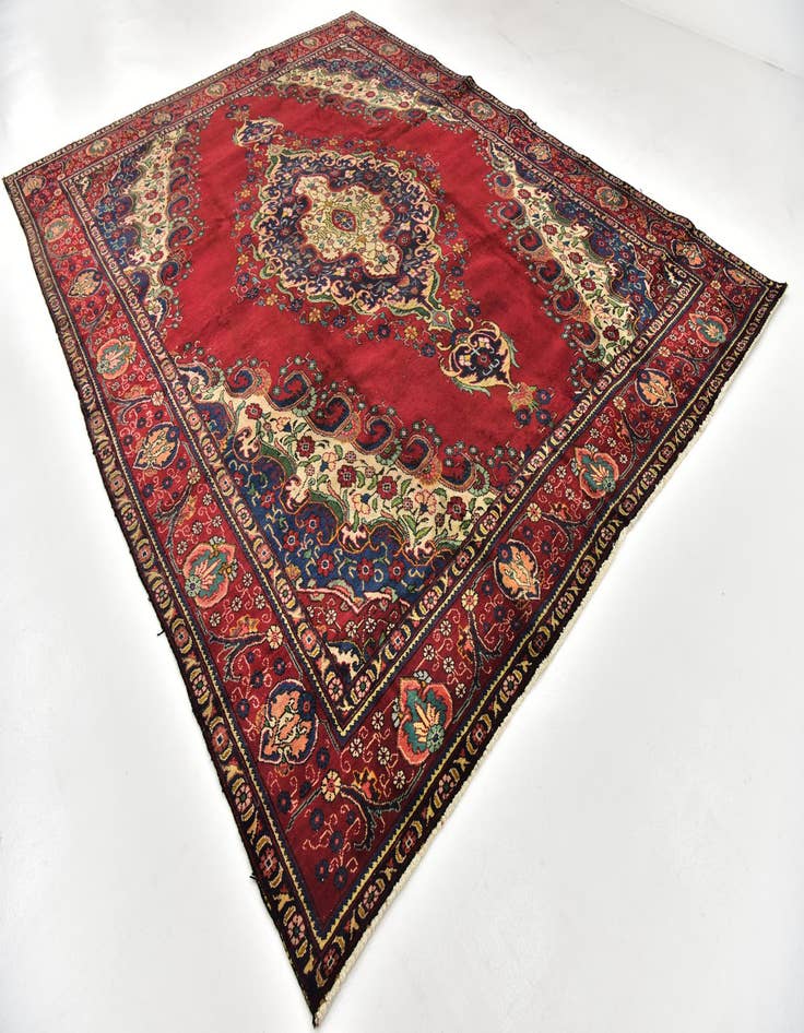 Detail image of  9' 7 x 12' 6  Hand Knotted Tabriz Persian Wool Rug