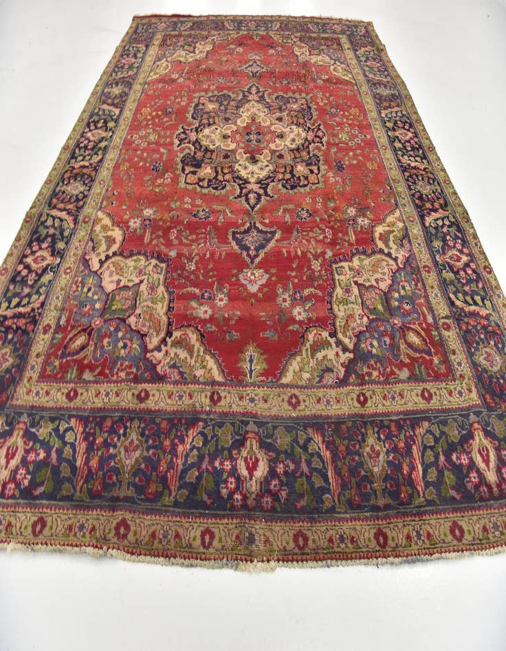 Detail image of  9' 6 x 12' 7  Hand Knotted Tabriz Persian Wool Rug