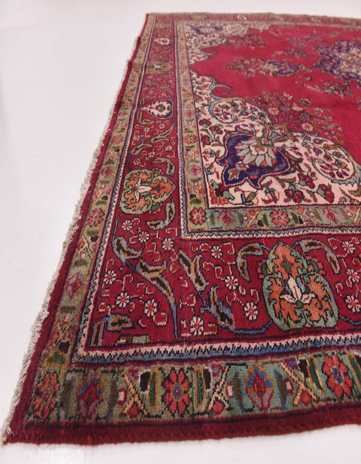 Detail image of  9' 7 x 12' 9  Hand Knotted Tabriz Persian Wool Rug