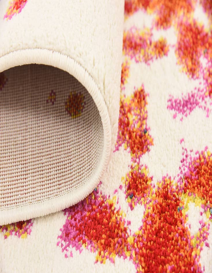 Detail image of  5' x 8' Tuscany Rug