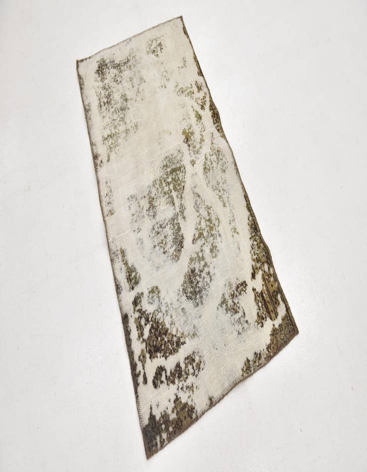 Detail image of  2' 6 x 4' 8  Hand Knotted Ultra Vintage Persian Wool Rug