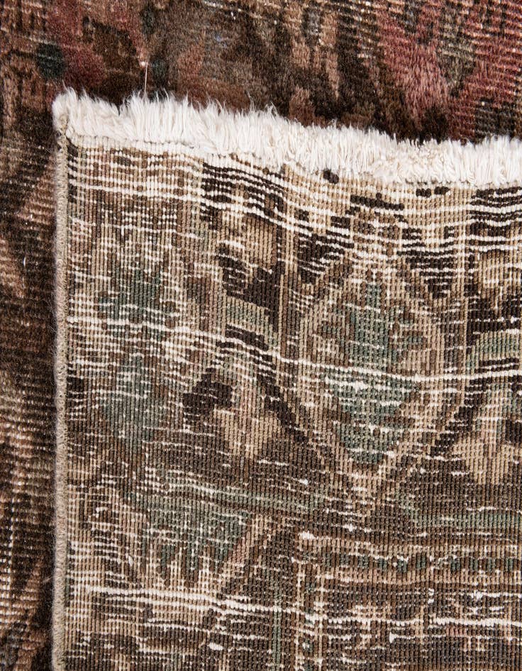 Detail image of  7' 1 x 9' 9  Hand Knotted Ultra Vintage Persian Wool Rug