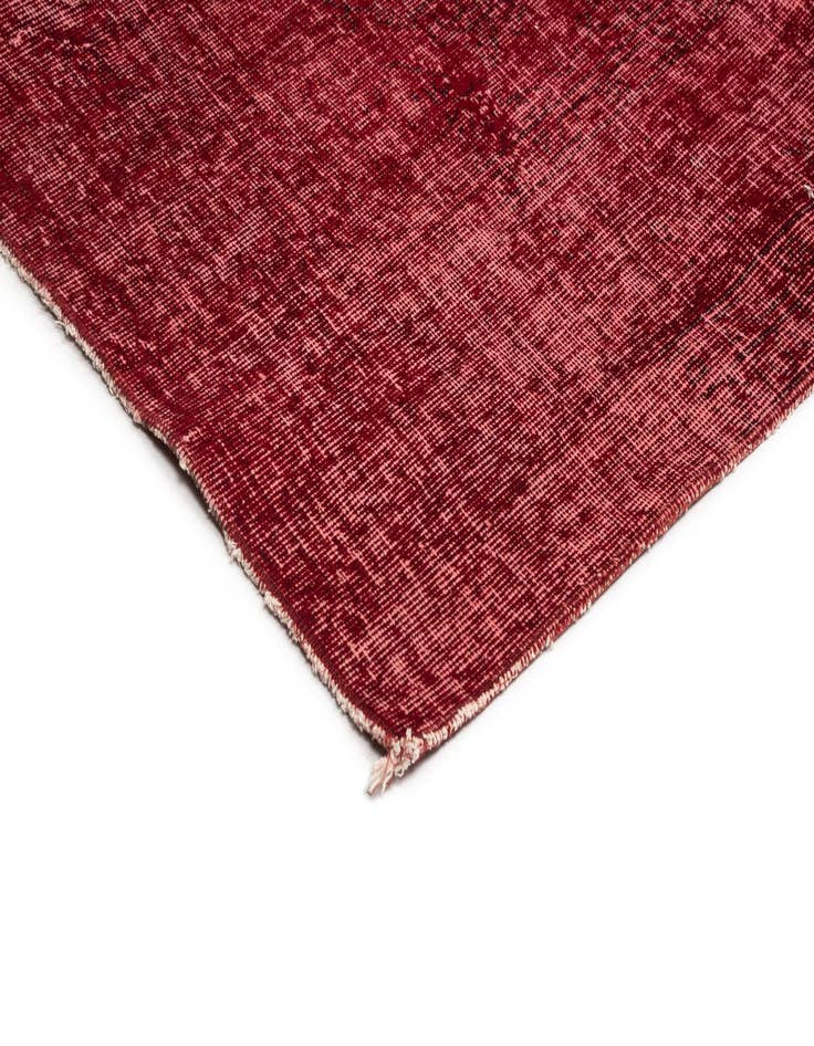 Detail image of  6' 8 x 9' 8 Vintage Royal Rug