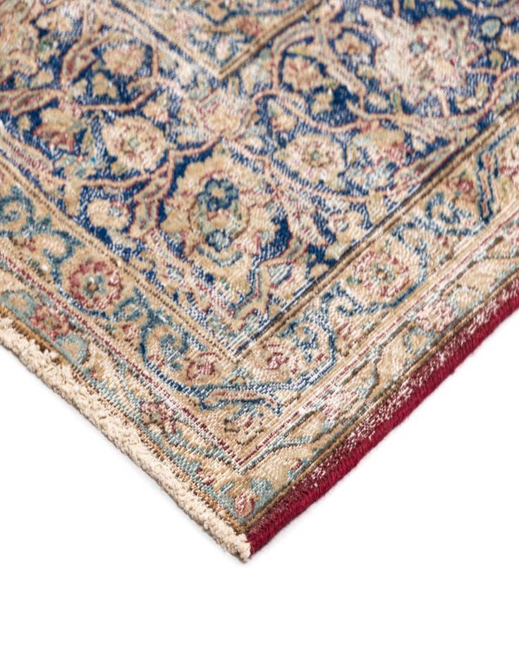 Detail image of  8' 2 x 11' 2 Vintage Royal Wool Rug