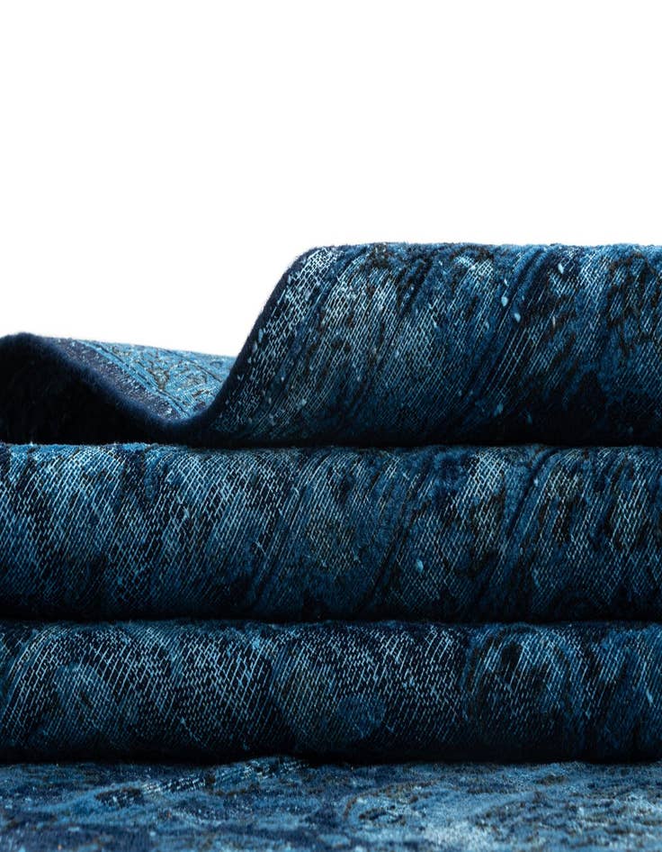 Detail image of  9' 8 x 13' 1 Vintage Royal Wool Rug